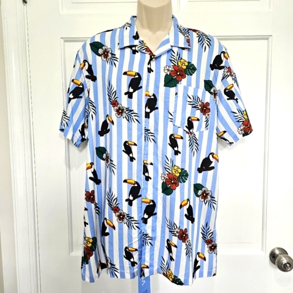 VSTR Toucan Play At That Game Tropical Floral Stripe Print Button Down Size L - Picture 4 of 16
